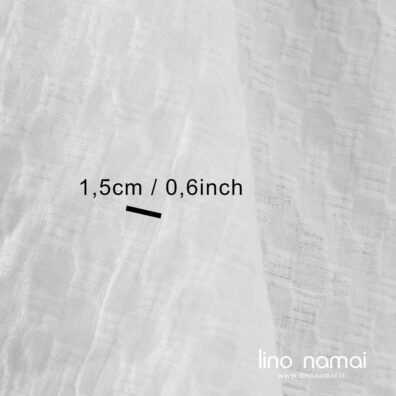 Ryškiai baltas 100% lino audinys su langelių raštu, specialiai skalbtas