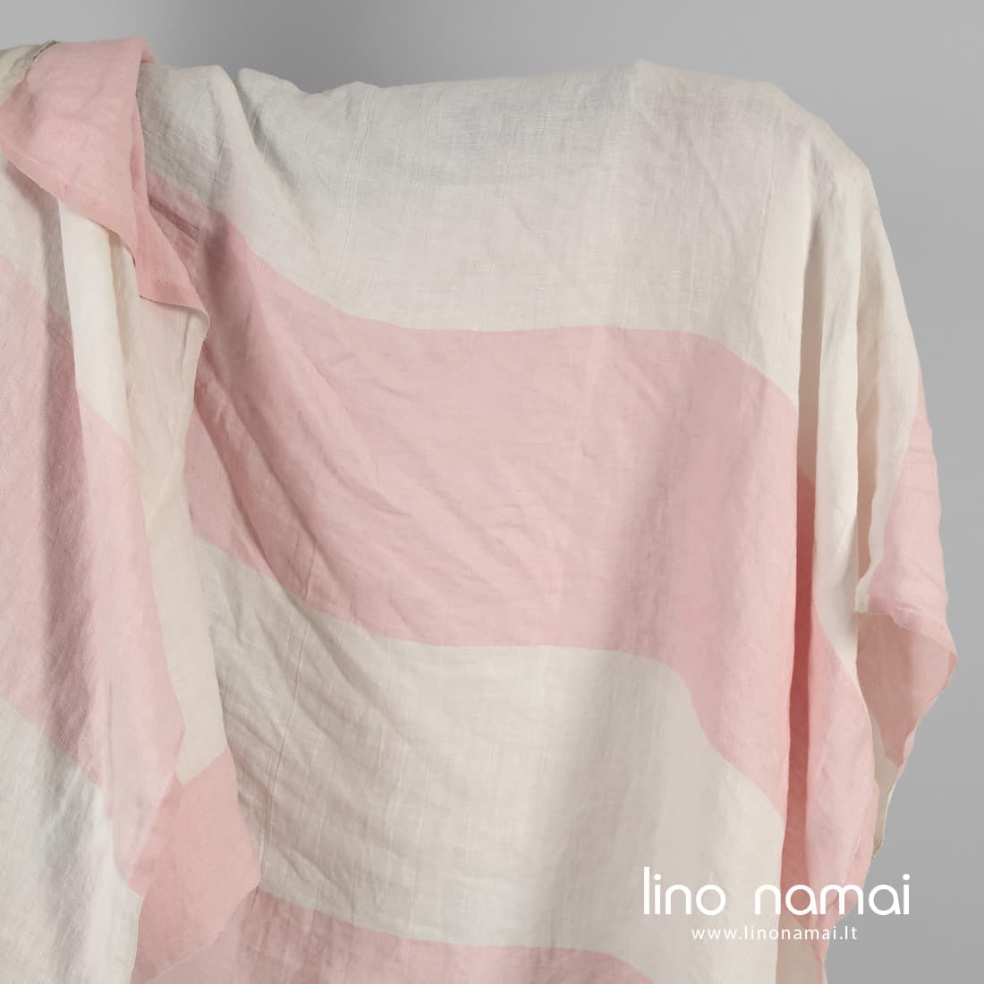 Lino audinys rožinėmis ir baltomis juostomis skalbtas