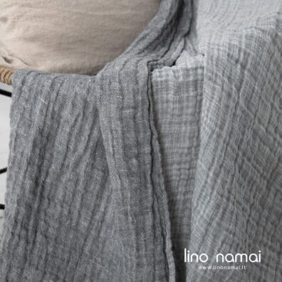 Lininis dvipusis pilkas pledas, skalbtas.