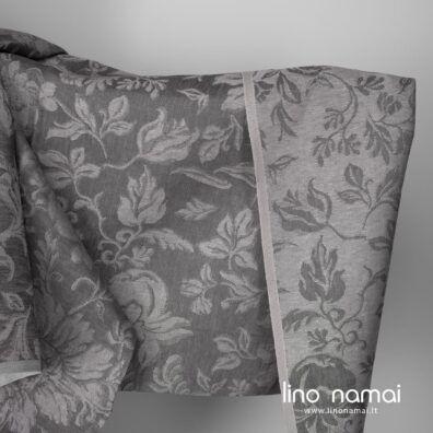 Lininis žakardinis audinys gėlių raštu iš tamsiai pilkų ir melsvai pilkų verpalų