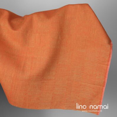 Lininis audinys gelsvai raudonas su dryžiukais