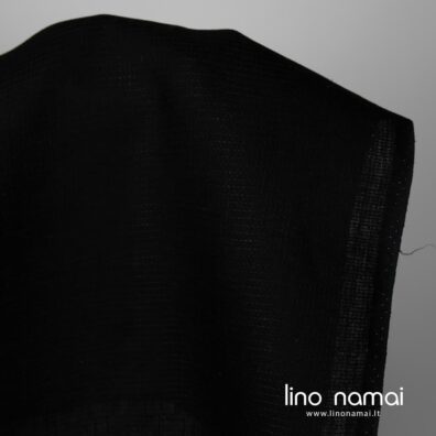 Lininis audinys juodas „vaflinis“ tinka vonios, virtuvės rankšluosčiams ir chalatams siūti