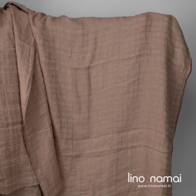 Lininis audinys rudai-pilkšvai raštuotas skalbtas