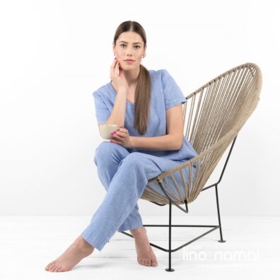 Lininė palaidinė iš melanžinio žydrai mėlyno audinio