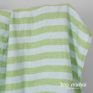 Lininis audinys žydromis ir žaliomis juostomis skalbtas minkštas švelnus