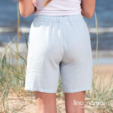 DOLFI lininiai šortai iš melanžinio baltai žydro audinio