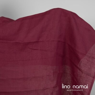 Lininis audinys vyšnių spalvos