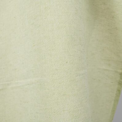 Lino - medvilnės audinys šviesiai žalias melanžinis „panamos“ pynimu tinka drabužiams ir namų tekstilei siūti