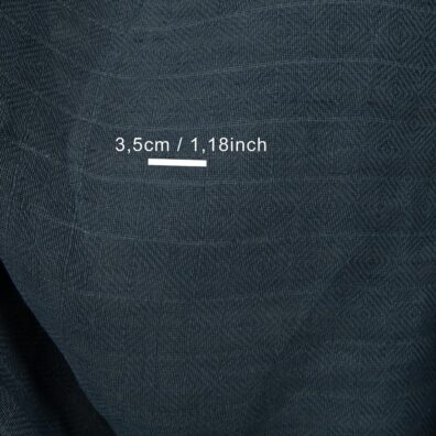 Puslininis audinys tamsiai mėlynas rombų raštu, dvipusis, dvisluoksnis drabužiams ir namų tekstilei siūti