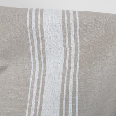 Lino - medvilnės audinys rusvai pilkas dryžuotas drabužiams ir namų tekstilei siūti