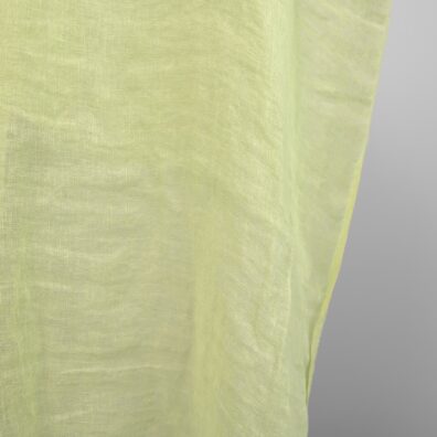 Lininis audinys šviesiai žalias permatomas skalbtas