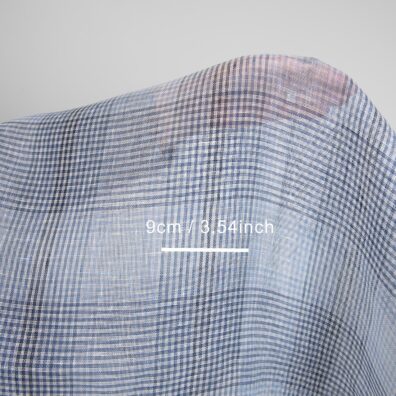 Lengvas languotas 100% lino audinys iš įvairių atspalvių mėlynų ir baltų verpalų