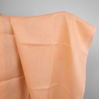 Lininis audinys persikinės spalvos „panamos“ raštu