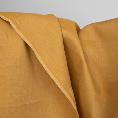 Melanžinis 100% lino audinys išaustas iš garstyčių geltonos ir imbiero spalvos verpalų