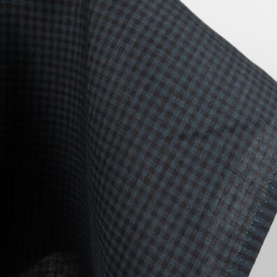 Lininis audinys mėlynais ir juodais langeliais 150cm pločio