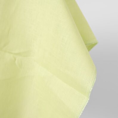 Lininis audinys šviesiai salotinis tinka drabužiams, patalynei, užuolaidoms, staltiesėms, prijuostėms siūti