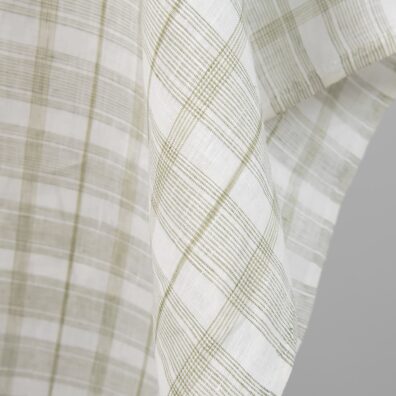 Lino audinys žalsvai baltas languotas 150cm pločio