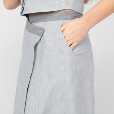Lininis pilkas sijonas su tamsesne juosmens detale iš melanžinio pilkai violetinio audinio