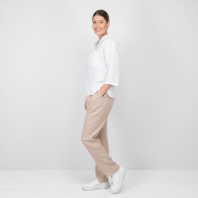 Lininė balta palaidinė su 3/4 rankovėmis