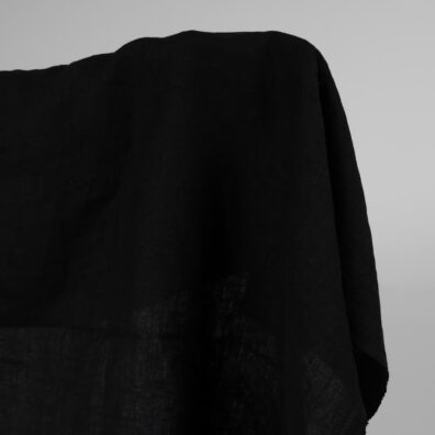 Lininis juodas audinys skalbtas tinka drabužiams ir namų tekstilės gaminiams siūti