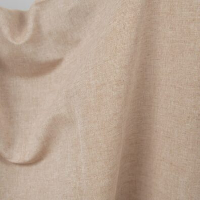 Puslininis audinys šviesiai rudas platus tinka drabužiams ir namų tekstilei siūti