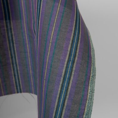 Lino - medvilnės audinys violetiniais ir mėlynais dryžiais