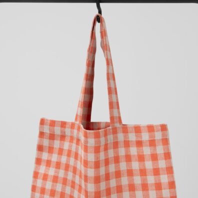 Linins oranžinis languotas krepšys pirkiniams