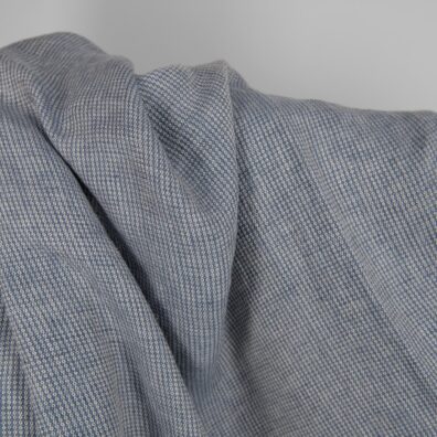 Lininis audinys mėlynai-pilkai raštuotas skalbtas tinka drabužiams ir namų tekstilei siūti