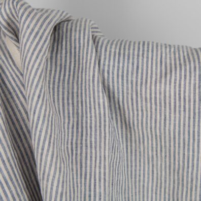 Lininis audinys rusvais ir mėlynai pilkais dryžiais skalbtas minkštas švelnus