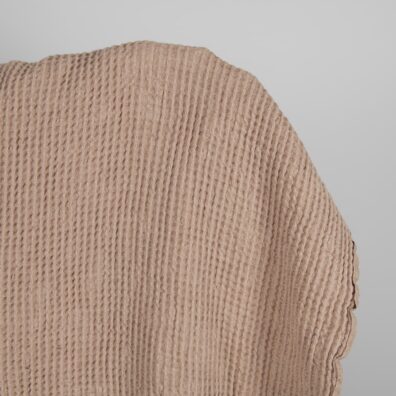 Puslininis audinys šviesiai rudas „vaflinis“ skalbtas minkštas švelnus