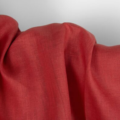 Lino audinys raudonos spalvos 150cm pločio