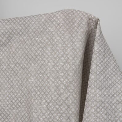 Puslininis audinys pilkas rombų raštu 150cm pločio