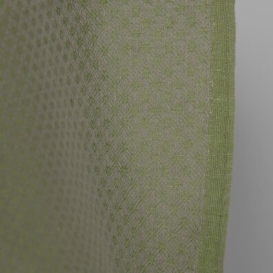 Puslininis audinys pilkai-žaliu rombų raštu drabužiams ir namų tekstilės gaminiams siūti