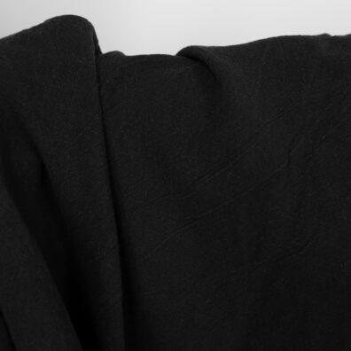 Puslininis audinys juodas skalbtas 285cm pločio