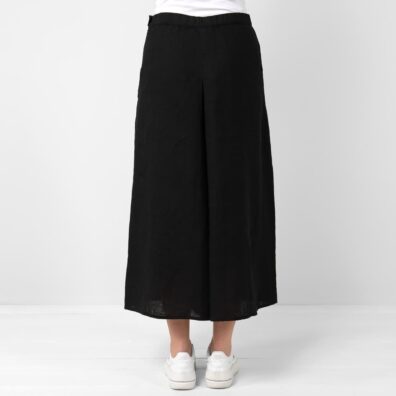 Lininės juodos sijonkelnės su guma nugaroje juosmenyje