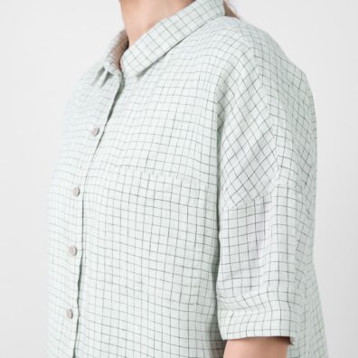 Lininė žalsva languota palaidinė 3/4 rankovėmis