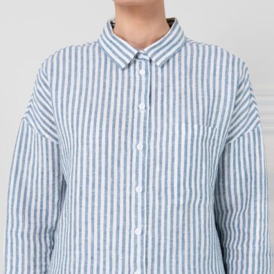 ODILE lininė mėlynai dryžuota palaidinė susagstoma per visą ilgį priekyje