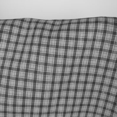 Lino audinys pilkais langučiais tinka drabužiams ir namų tekstilės gaminiams siūti