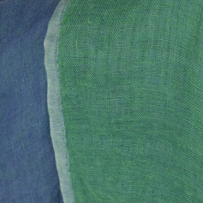 Lininis audinys žaliai mėlynas dvipusis skalbtas tinka drabužiams ir namų tekstilės gaminiams siūti