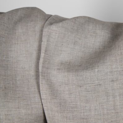 Lininis pilkas melanžinis audinys tinka drabužiams ir namų tekstilės gaminiams siūti