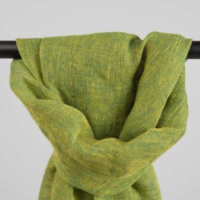 FINO lininis geltonai žalias melanžinis šalikas iš minkšto švelnaus specialiai skalbto audinio
