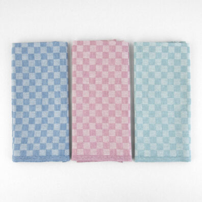 Puslininių rankšluostukų rinkinys mėlynais, alyviniais ir žalsvais langeliais