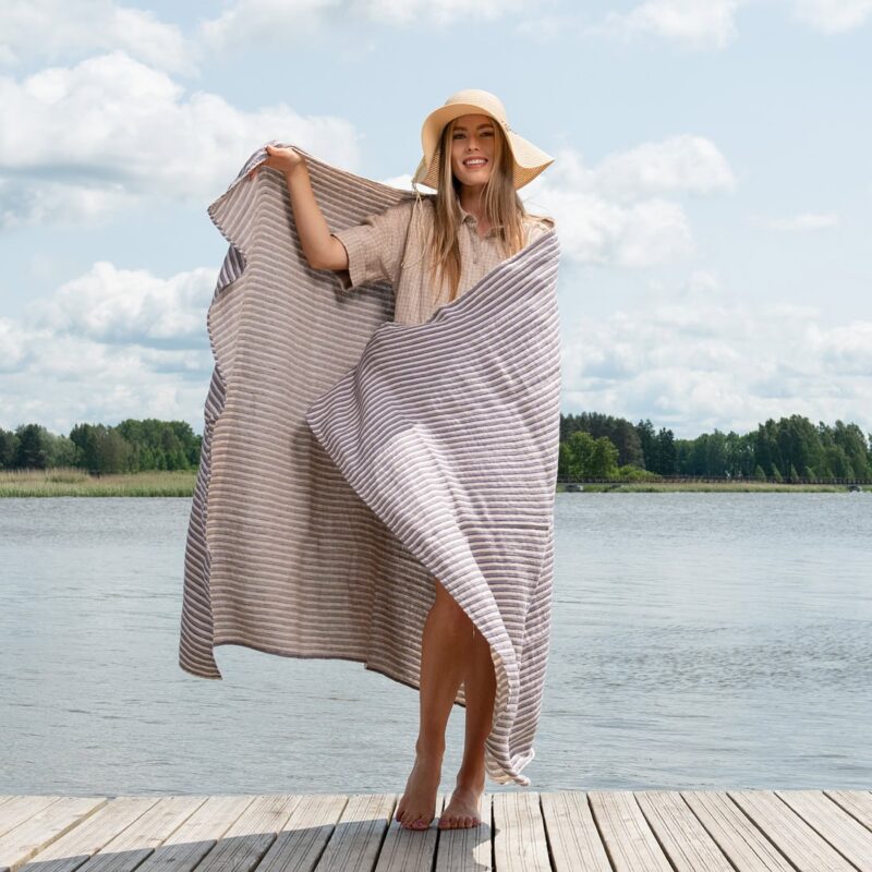 CUBA paplūdimio rank&scaron;luostis violetiniais dryžiais