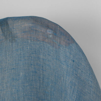 Lininis audinys pilkšvai mėlynas permatomas lengvas retas