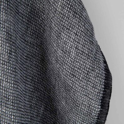 Lininis audinys baltai juodas vaflinis skalbtas tinka rankšluosčiams ir chalatams siūti