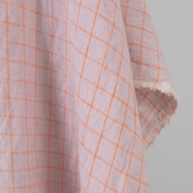 Lino audinys alyviniais ir oranžiniais langeliais skalbtas minkštas švelnus