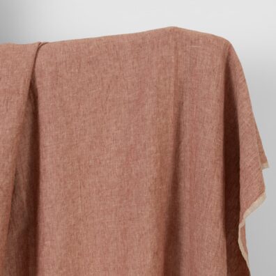 Lininis audinys rusvai raudonas melanžinis skalbtas