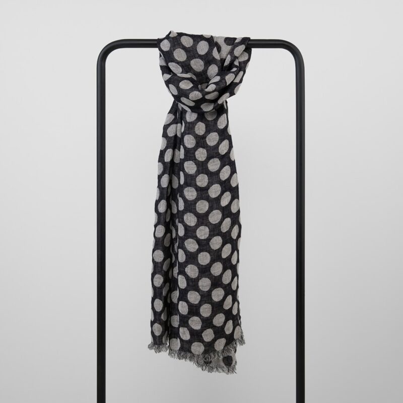 ZINA lininis juodas &scaron;alikas