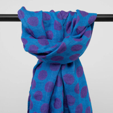 ZINA lininis mėlynas šalikas su violetiniais burbuliukais