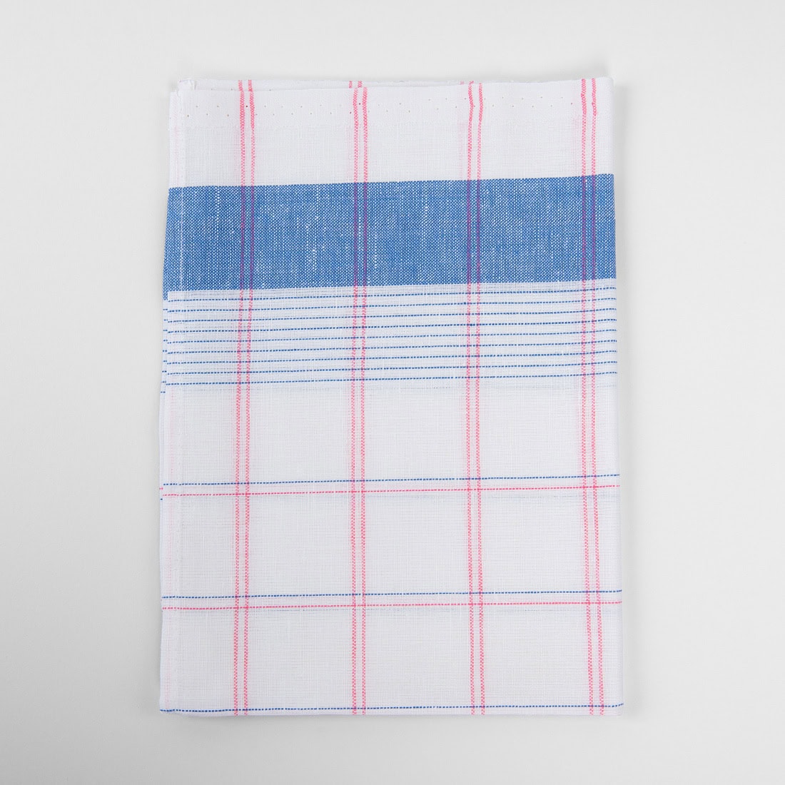 Puslininių rankšluostukų rinkinys rožiniais ir mėlynais langeliais ryškiai baltame fone